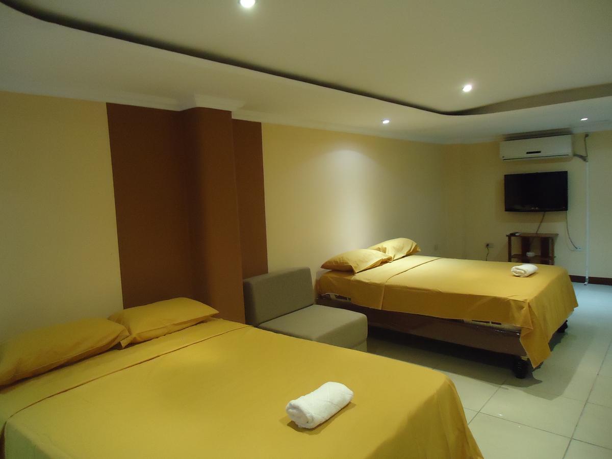 Hostaling Guayaquil Mercedes 외부 사진
