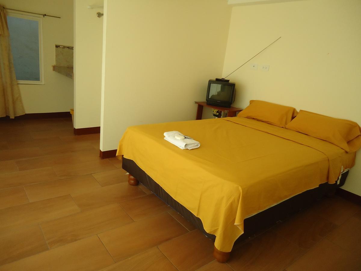Hostaling Guayaquil Mercedes 외부 사진