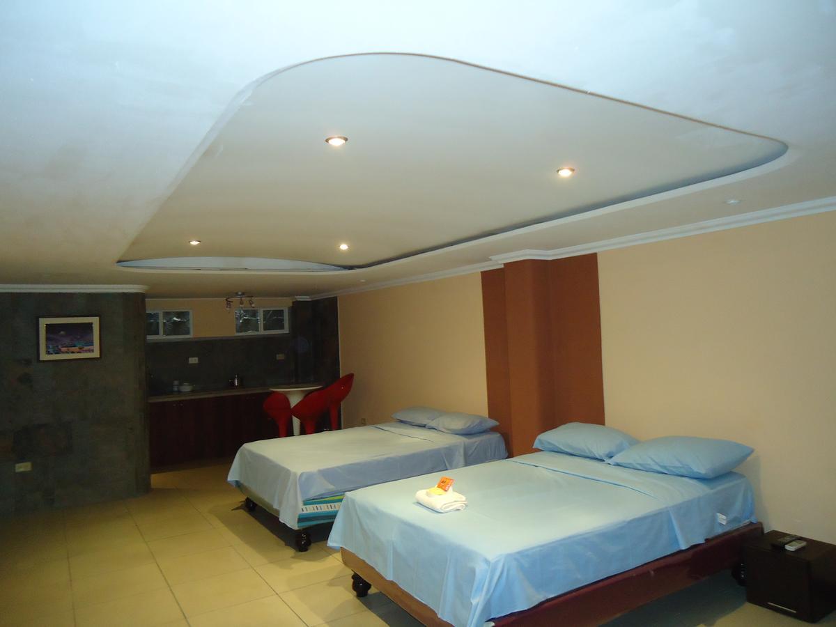 Hostaling Guayaquil Mercedes 외부 사진